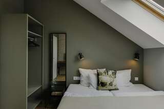 Отели типа «постель и завтрак» Villa Antiqua Рацибуж Двухместный номер с 1 кроватью или 2 отдельными кроватями-61